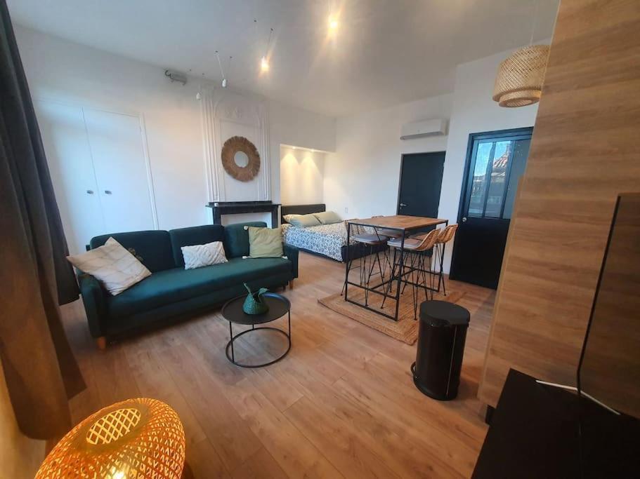 -Garrigue- Face A La Cite Medievale Studio Terrasse Classe 4☆ Καρκασόν Εξωτερικό φωτογραφία