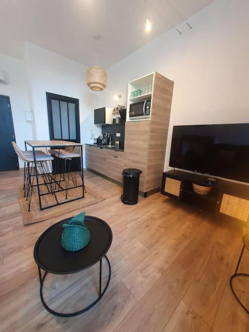 -Garrigue- Face A La Cite Medievale Studio Terrasse Classe 4☆ Καρκασόν Εξωτερικό φωτογραφία