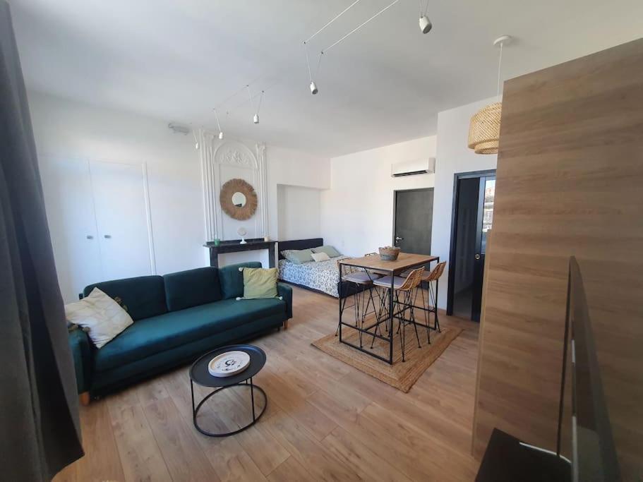 -Garrigue- Face A La Cite Medievale Studio Terrasse Classe 4☆ Καρκασόν Εξωτερικό φωτογραφία